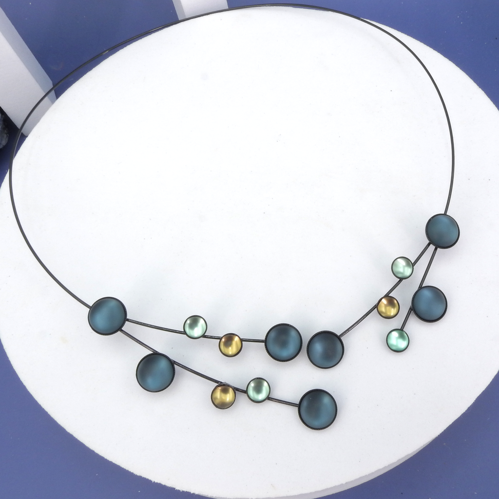 Round Bead & Branches Memory Wire Necklace