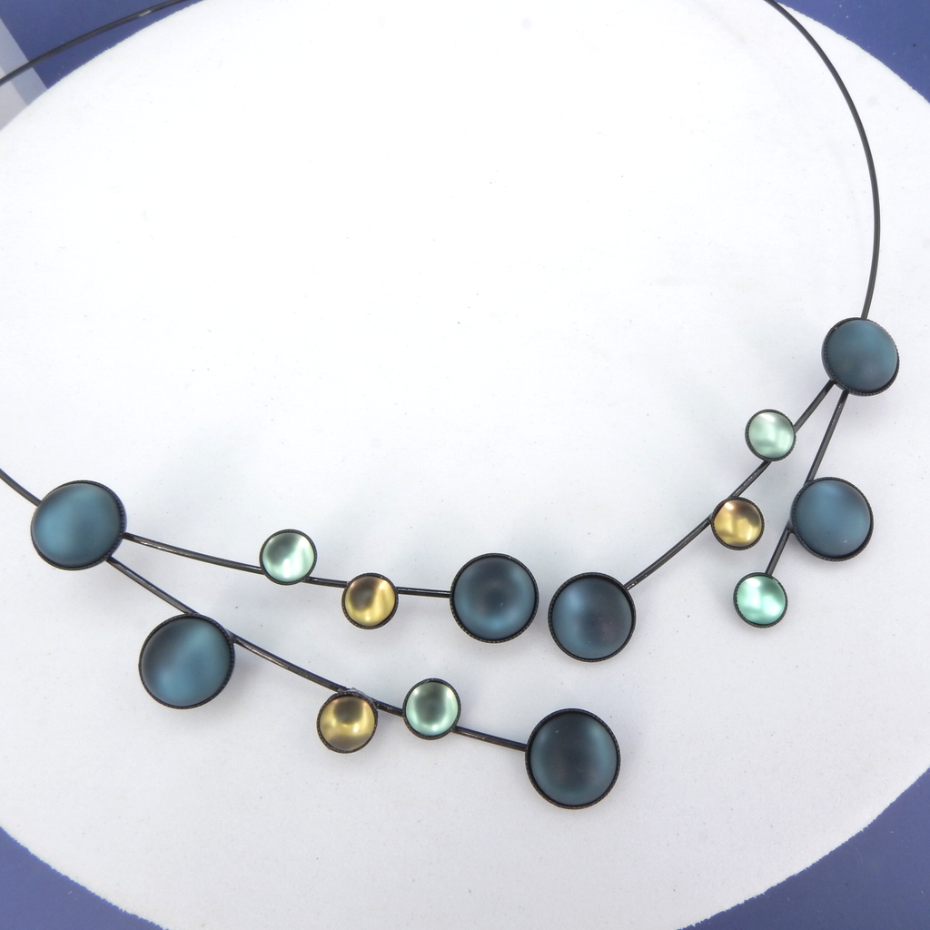 Round Bead & Branches Memory Wire Necklace