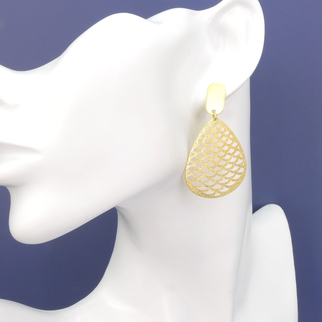 18KT Gold Plated Filigree Dangle Earrings