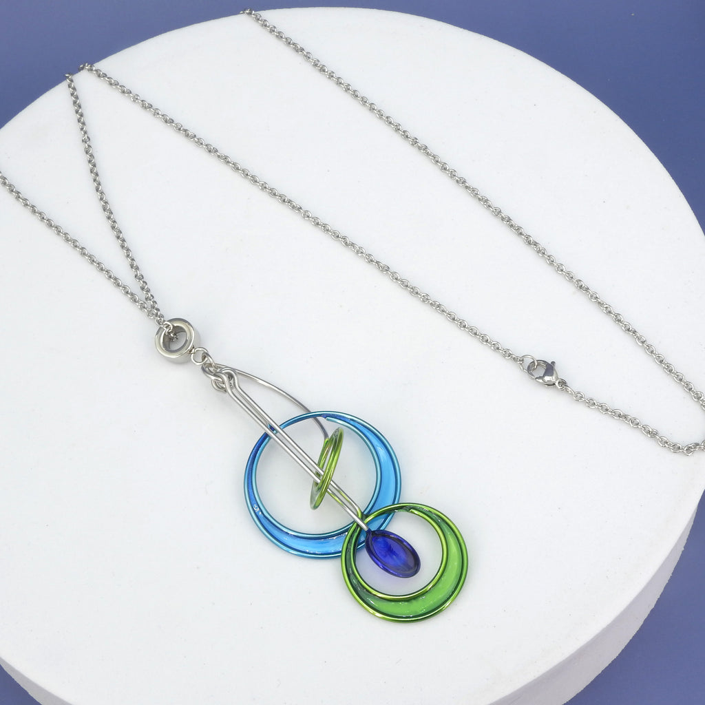 Stainless Steel Kinetic Resin Necklace