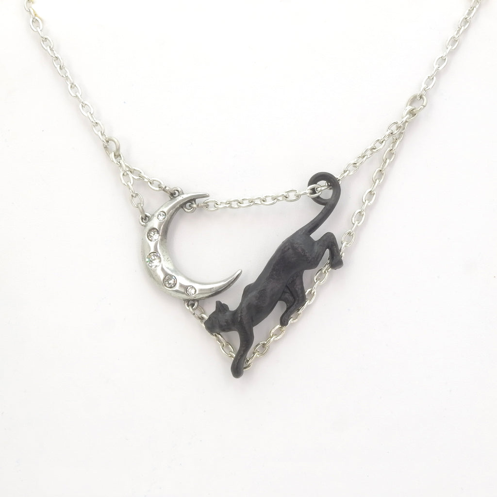 English Pewter Minnaloushe Necklace