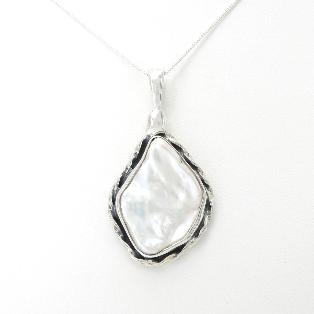 Sterling Silver Mabé Pearl Pendant