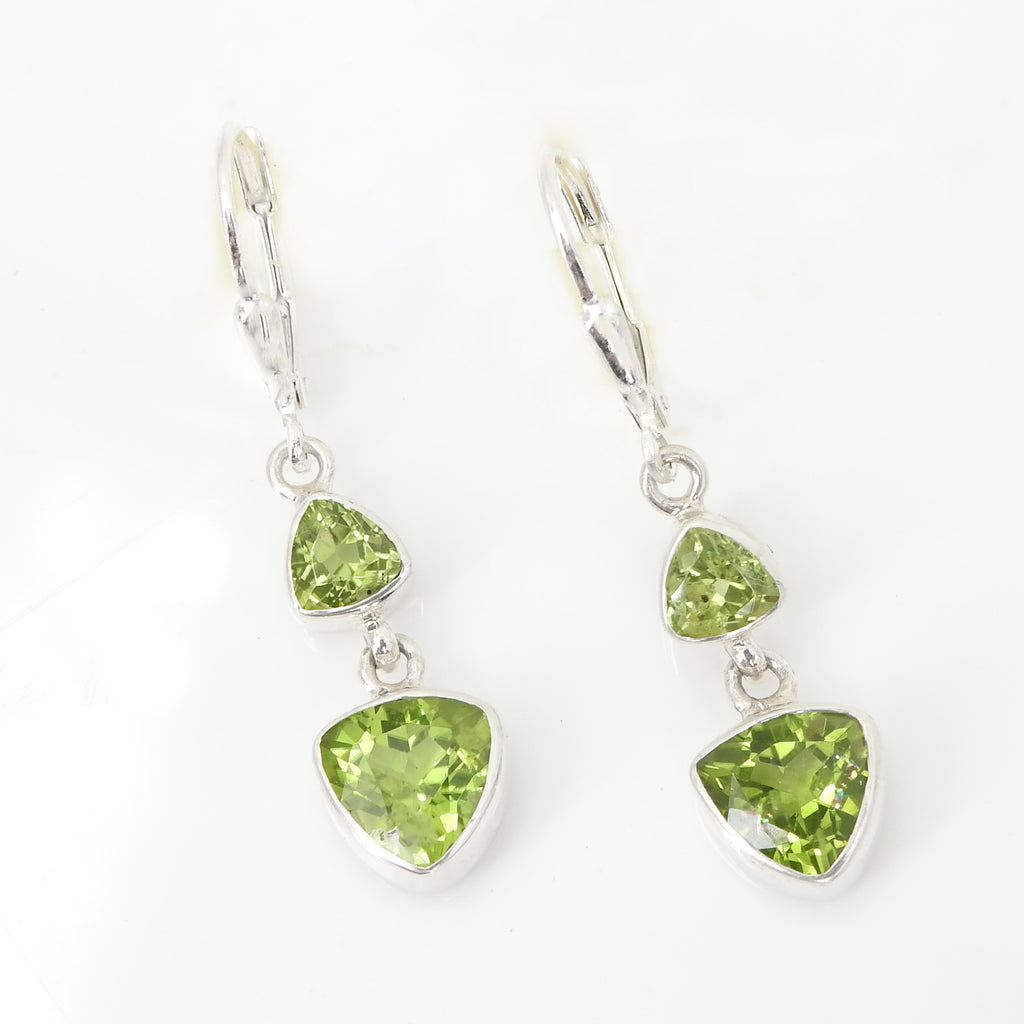 S/S Faceted Peridot Earring