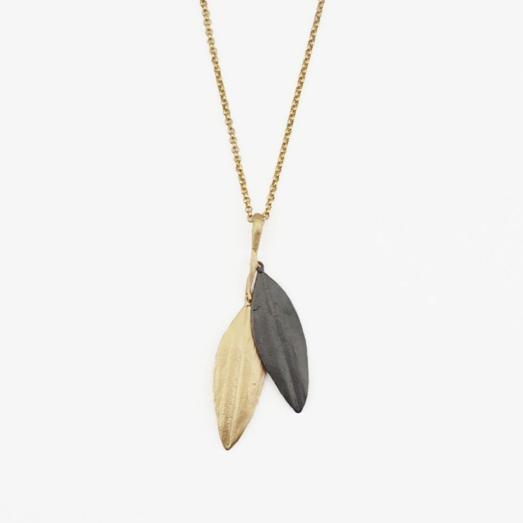 Cordyline Double Leaf Necklace