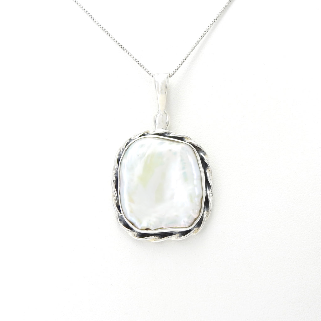 Sterling Silver Mabé Pearl Pendant