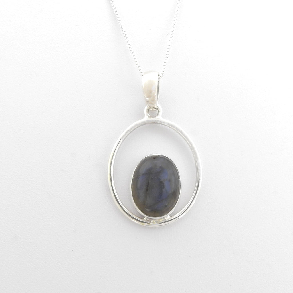 Sterling Silver Labradorite Pendant