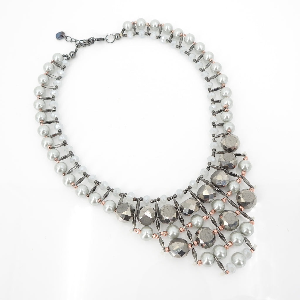 Grey Pearl Fashion Necklace