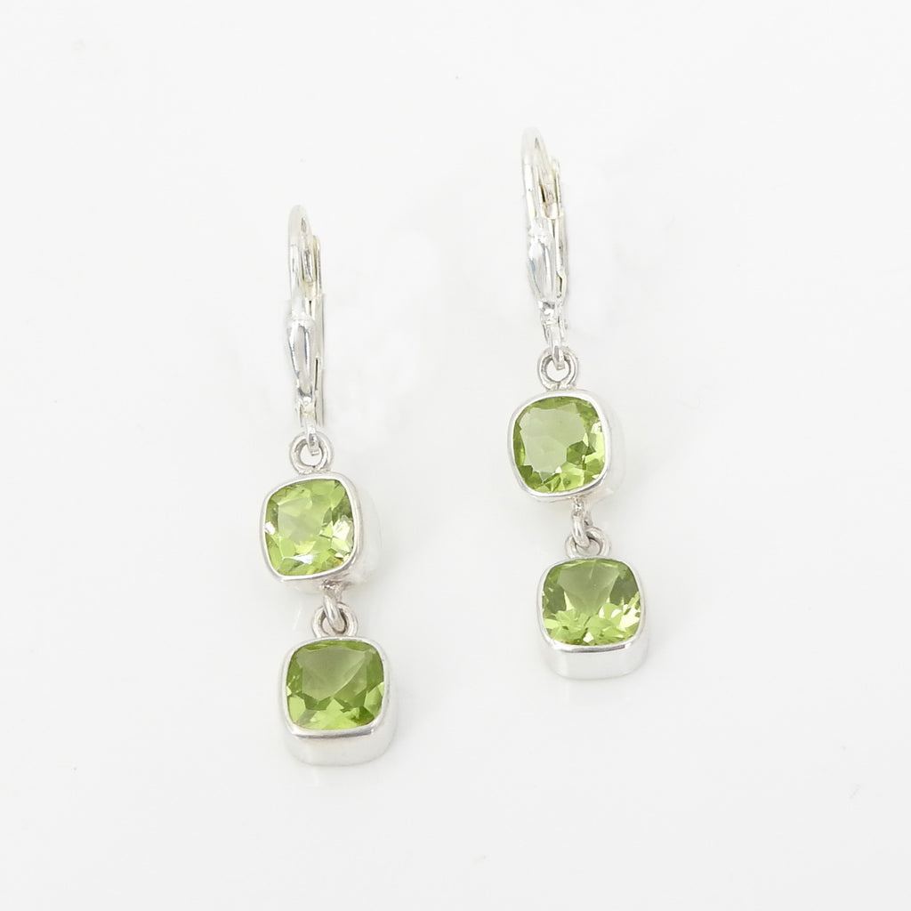 S/S Faceted Peridot Earring